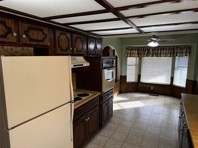 41 Timber Creek Drive, Shawnee, OK 74804