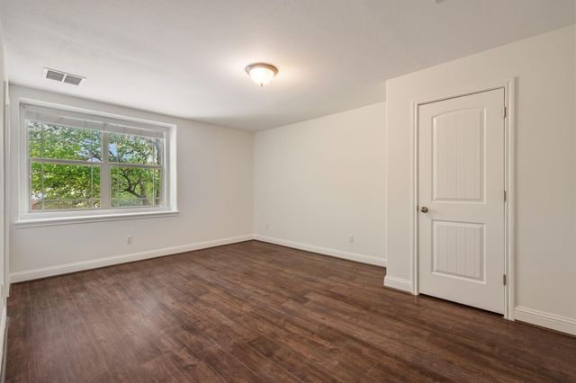 6004 Whipple WAY, Austin, TX 78745