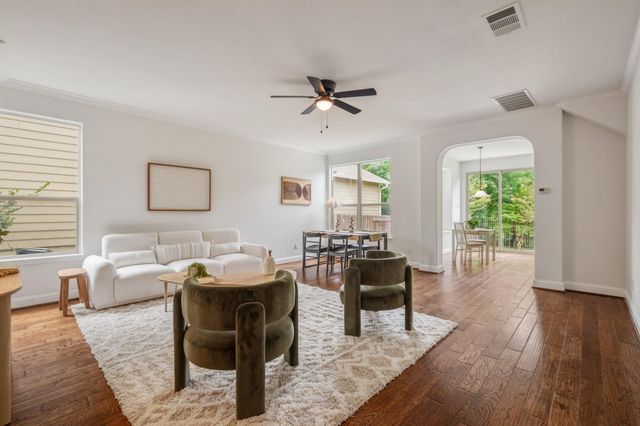 6004 Whipple WAY, Austin, TX 78745