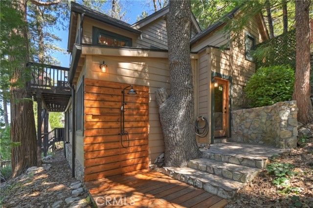 540 Rose Quartz, Lake Arrowhead, CA 92352