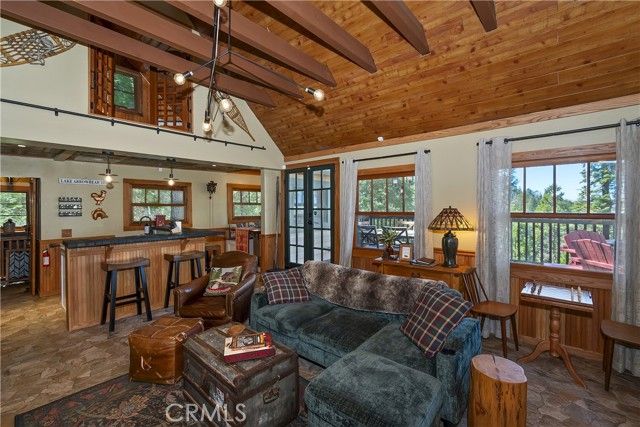 540 Rose Quartz, Lake Arrowhead, CA 92352