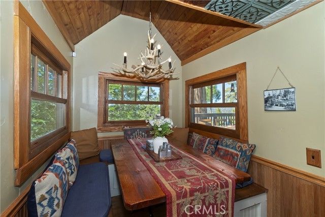 540 Rose Quartz, Lake Arrowhead, CA 92352