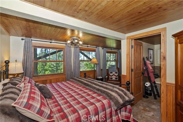 540 Rose Quartz, Lake Arrowhead, CA 92352