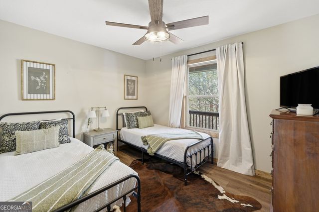 589 Spalding Circle, Ellijay, GA 30540