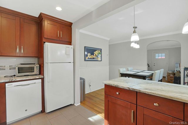 71 Cox Avenue, Armonk, NY 10504