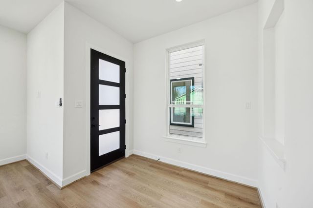 418 Delaware St, Houston, TX 77029