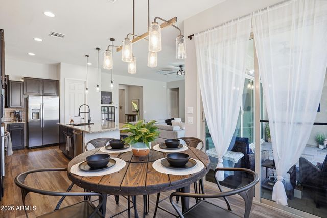 2846 W PATAGONIA Court, San Tan Valley, AZ 85144