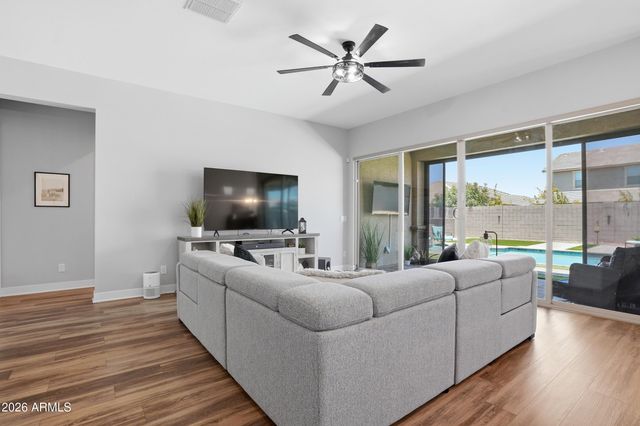 2846 W PATAGONIA Court, San Tan Valley, AZ 85144