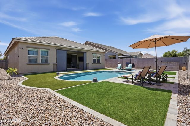 2846 W PATAGONIA Court, San Tan Valley, AZ 85144