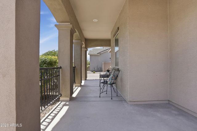 2846 W PATAGONIA Court, San Tan Valley, AZ 85144