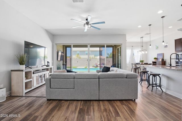 2846 W PATAGONIA Court, San Tan Valley, AZ 85144
