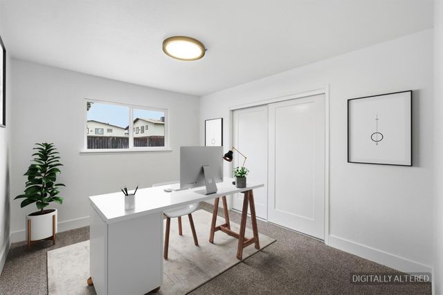 4633 E Cornell Avenue, Fresno, CA 93703