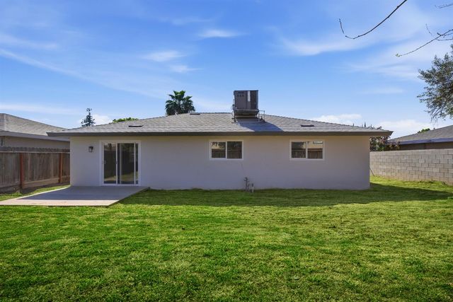 4633 E Cornell Avenue, Fresno, CA 93703