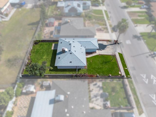 4633 E Cornell Avenue, Fresno, CA 93703