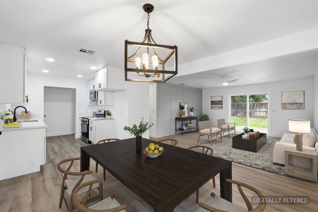 4633 E Cornell Avenue, Fresno, CA 93703