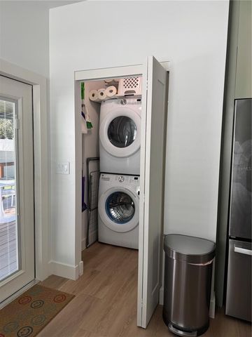 212 S FREMONT AVENUE, Tampa, FL 33606