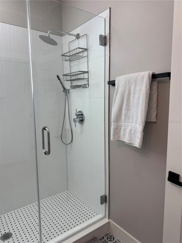 212 S FREMONT AVENUE, Tampa, FL 33606