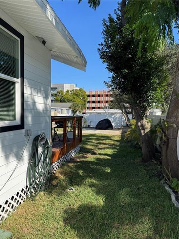 212 S FREMONT AVENUE, Tampa, FL 33606