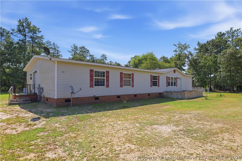 371 Maysville Lane Lane, Tar Heel, NC 28392 — photo 2