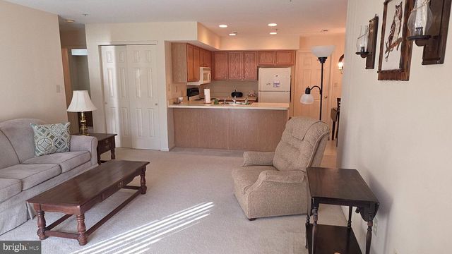 131 HORSESHOE DR, Quakertown, PA 18951