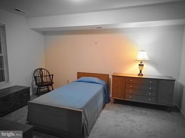 131 HORSESHOE DR, Quakertown, PA 18951