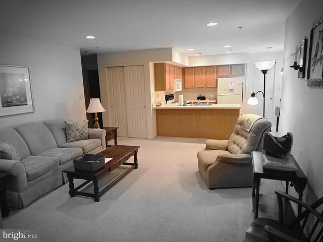 131 HORSESHOE DR, Quakertown, PA 18951