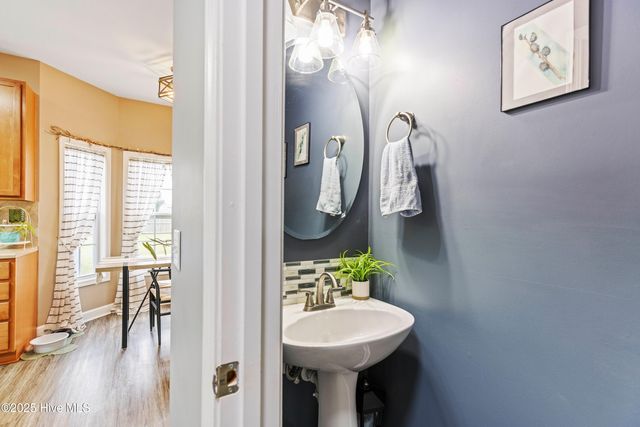 118 Moonstone Court, Jacksonville, NC 28546