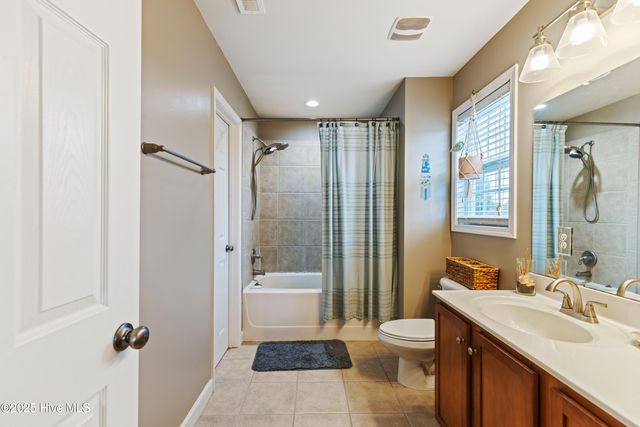 118 Moonstone Court, Jacksonville, NC 28546