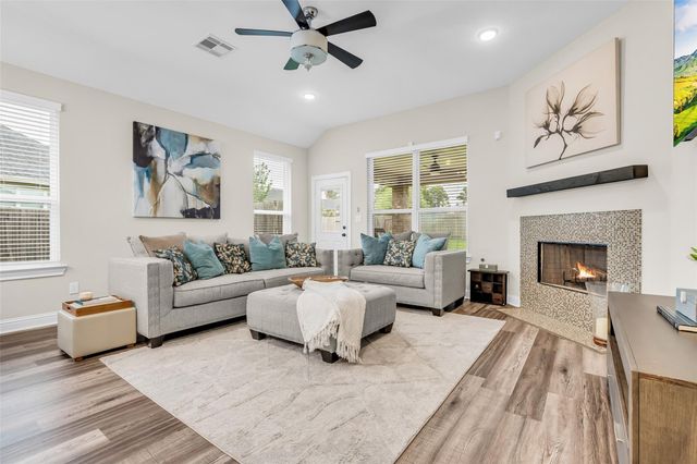 19055 Minero Lane, Montgomery, TX 77356