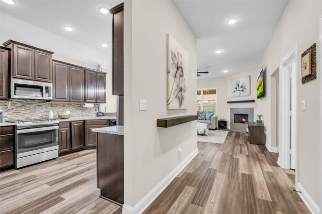 19055 Minero Lane, Montgomery, TX 77356