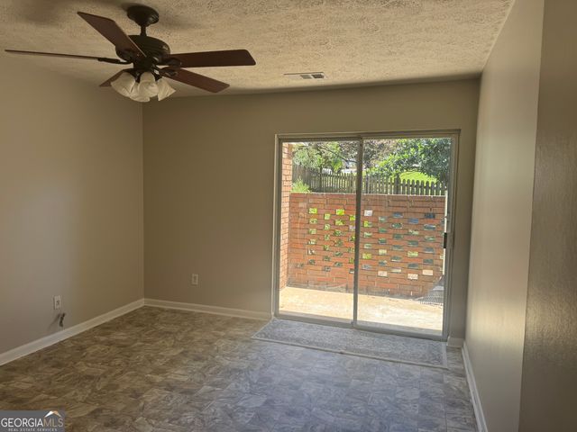 106 Westcliff Circle APT C, Warner Robins, GA 31093