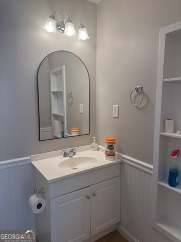 106 Westcliff Circle APT C, Warner Robins, GA 31093