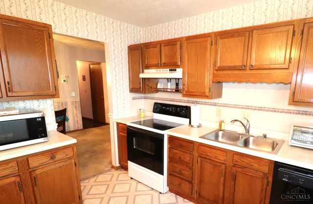 3963 School Section Road, Green Twp, OH 45211