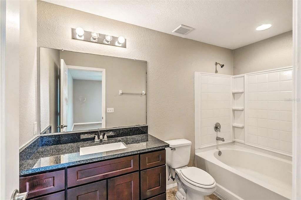 Image 14 of property listing at 6867 HEATHERBROOK DRIVE, Lakeland, FL 33809