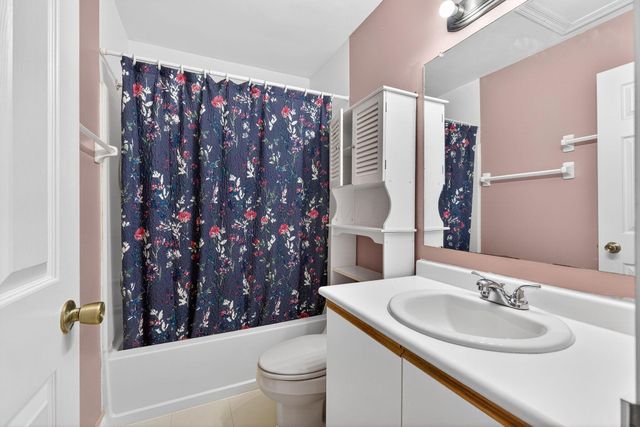 5542 Valencia Park Boulevard, 3A, Hilliard, OH 43026