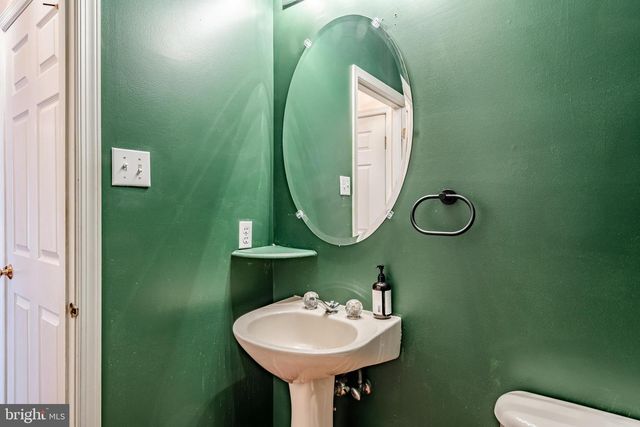 143 BIRCHWOOD DR, West Chester, PA 19380