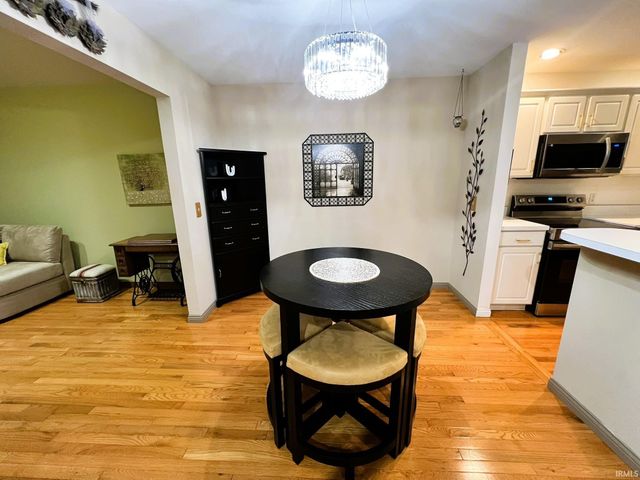 1606 Pine Top Trace, Mishawaka, IN 46545