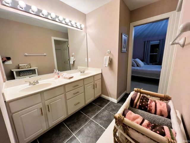 1606 Pine Top Trace, Mishawaka, IN 46545