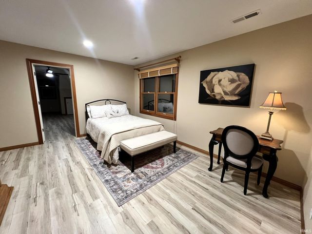 1606 Pine Top Trace, Mishawaka, IN 46545