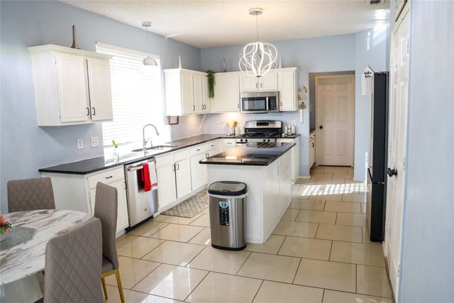 4707 Aramis Drive, Arlington, TX 76016