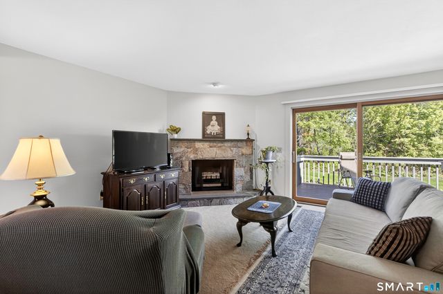 3 Greenview Drive 3, Rocky Hill, CT 06067