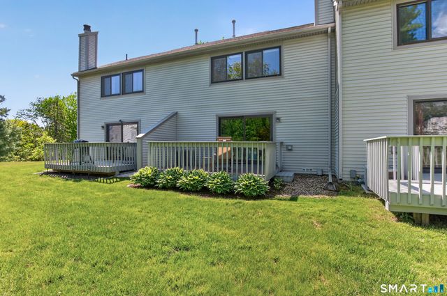 3 Greenview Drive 3, Rocky Hill, CT 06067