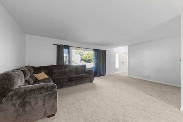 18749 Loomis Avenue, Homewood, IL 60430