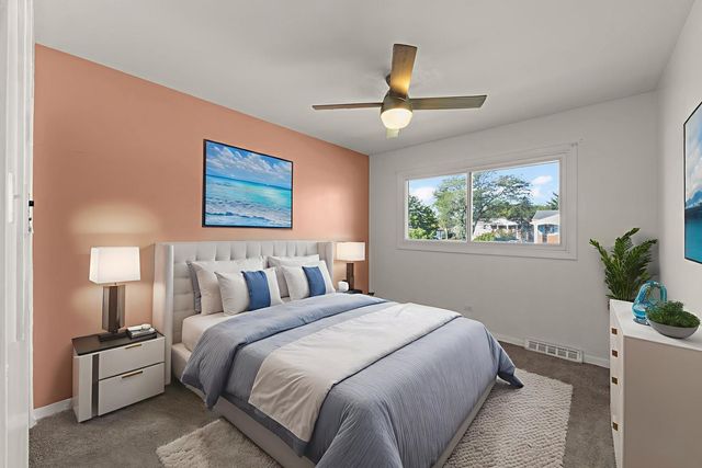 18749 Loomis Avenue, Homewood, IL 60430