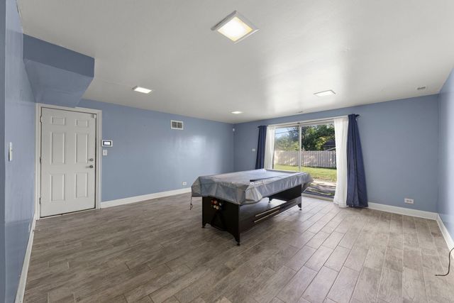 18749 Loomis Avenue, Homewood, IL 60430