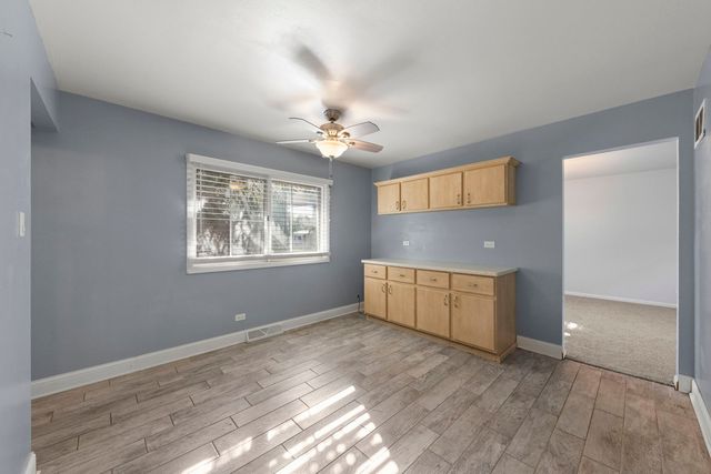 18749 Loomis Avenue, Homewood, IL 60430