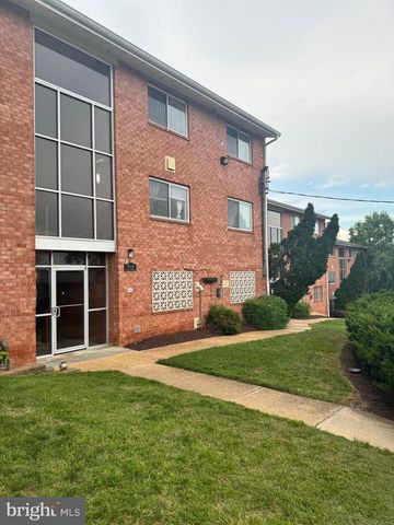 7512 HAWTHORNE #3, Hyattsville, MD 20785