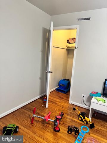 7512 HAWTHORNE #3, Hyattsville, MD 20785