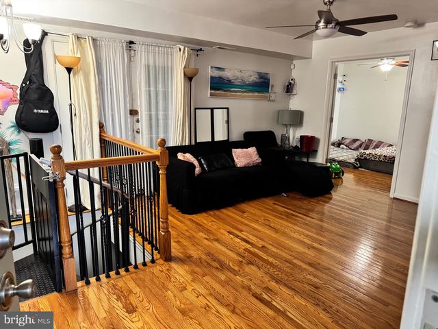 7512 HAWTHORNE #3, Hyattsville, MD 20785