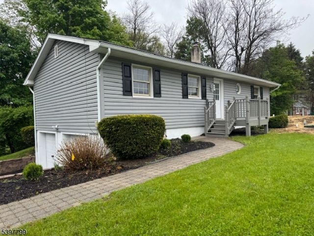 6 Van Buren Ave, Vernon Twp., NJ 07462
